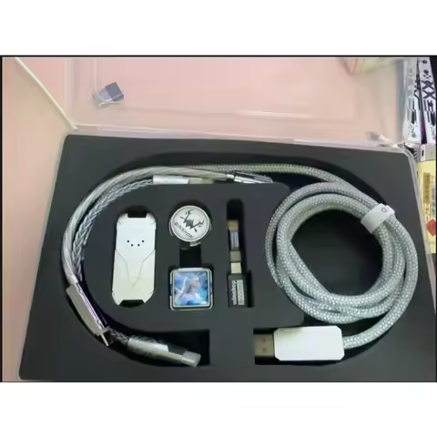 Winshop Four in One USB HUB 8K Keyboard Single Crystal Copper Data Cable Separable Connection Cable 