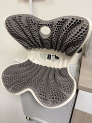 S 型人體工學坐墊