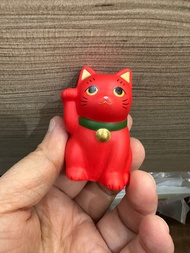紅色招財貓擺件 beams 扭蛋