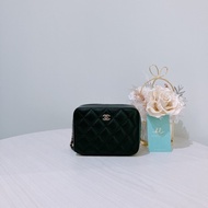 CHANEL 香奈兒迷你相機鍊帶包包CLUTCH WITH CHAIN CAMERA BAG CAVIAR