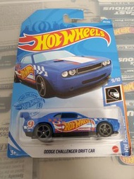 【Dodge challenger】[另有紅色，紫色版本可供選擇]全新風火輪藍色道奇"challenger drift"經典合金模型玩具跑車 hotwheels blue color dodge ch
