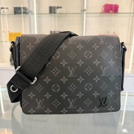 *SHIHNA名牌精品* LV District PM黑灰老花郵差包