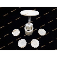 [SG Seller] 3D Tarts Mould Flower / Mooncake Mould / Moon Cake Decor Baking Tools 50g Set 2 (4pcs)