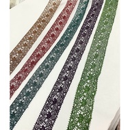 1 meter of 4cm lace used to decorate fashion clothes.