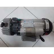 HANNING ELEKTRO-WERKE 220-240V 1.7-1.4A VACUUM PUMP E5zA2B-053 Used