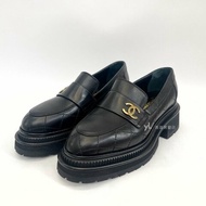 ❣Chanel 黑牛皮菱格紋金logo厚底樂福鞋