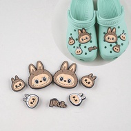 Bán buôn-OEM 8 bộ Crocs LABUBU POPMART Jibz dễ thương hoạt hình Melody Cinnamon DIY Kuromi Phụ kiện