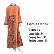 Gamis belahan kombinasi batik dan polos