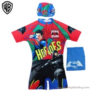 Swimming Suit for Boy Batman + Superman ชุดว่ายน้ำ ชุดว่ายน้ำเด็ก ชุดว่ายน้ำเด็กผู้ชาย สีแดง บอดี้สูทเสื้อแขนสั้นกางเกงขาสั้น พร้อมหมวกว่ายน้ำและถุงผ้า สุดเท่ ผ้าดี ใส่สบาย