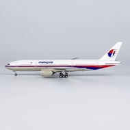 [Ready Stock] NG 1/400 Metal Airliner Aircraft Model B777-200ER Malaysia Airlines 9M-MRO/9M-MRD