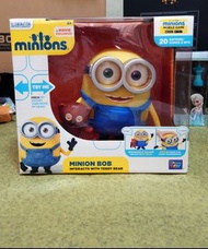 MINIONS MOVIE MINION BOB INTERACTS WITH TEDDY BEAR ENTERTAINMENT Thinkway Toy