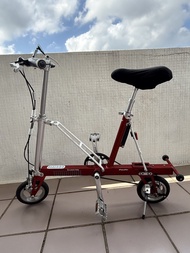 Pacific CarryMe 折疊車