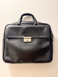 Prada黑色公事包