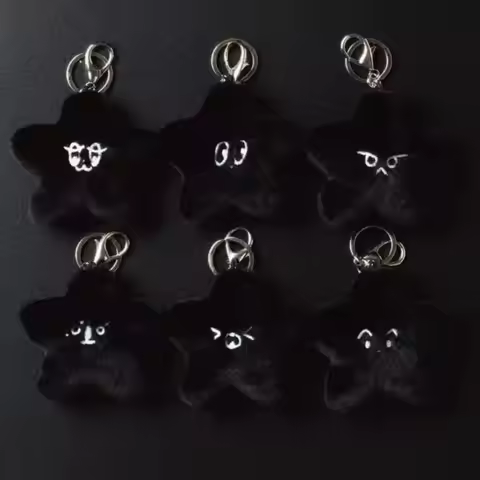 MARK DoYoung HAECHAN TAEYONG Keychain Black Luminous Pentagonal Heart Shaped Emoji Plush Pendant Sui