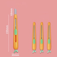 Carrot-shaped paper cutter MG ASSN 2242 / 2243 VPP Bao An PP Bao An