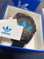 愛迪達手錶 彩色三葉 黑色矽膠錶帶 Adidas