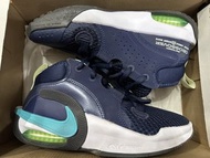 Nike Crossover Zoom 大童籃球鞋US5Y