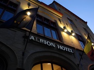 阿爾比恩酒店 (Albion Hotel)