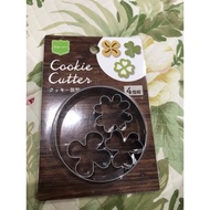 3 SHAPE BISCUITS FOR RAYA