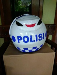 Helm Lantas