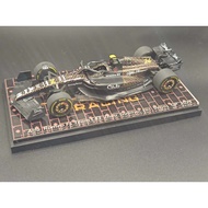 Between Alpha Romeo c43, Zhou Guanyu 1/43f1 Car Model Refined Version, Las Vegas Solitaire Specially