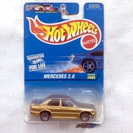 Hot Wheels 1997 Mercedes 2.6 190E - Gold (Card not mint)