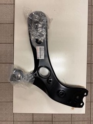Toyota Prius ZXV30 原廠零件 左前下控制臂 48069-47050