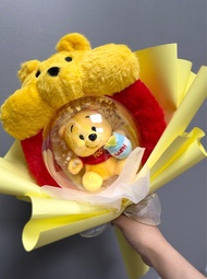 現貨 ‼️‼️乾花滿天星花+ Winnie the Pooh +袋 +LED燈 情人節禮物 告白 花束 番梘花 520花束 滿天星 勿忘我 母親節花束 母親節禮物 情人節禮物 520花束 告白 賞月 