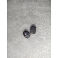 Pixiu through Hole Iolite