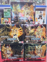 聖鬥士星矢 黃金聖衣系列 神聖衣