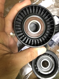 PULLEY TĂNG ĐƯA DÂY CUROA MER SPRINTER 16 CHỔ