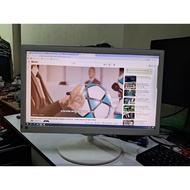 AOC 21 inch computer monitor - Model: 207LM00001 - used - monitor in good condition - liquidation sa