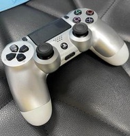 【PS4週邊】 送耳機、USB線 無線控制器 銀色手把 CUH-ZCT1T 【中古二手商品】台中星光電玩