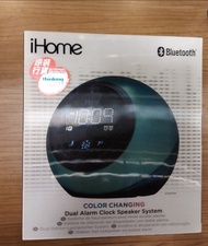 行貨🇺🇸iHome 藍芽喇叭, FM收音機, 雙鬧鐘 /TUNER FM + DUAL ALARM BLUETOOTH STEREO SPEAKERS    ( BRAND NEW /未拆封)     原價/RRP$799    (NO BARGAIN /不議價)