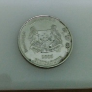 Koin Singapore 20 cents.