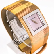 Japanese Fashion Genuine BURBERRY Watch Check Pink Shell Dial Bangle Cute Stylish Gift Fashion Accessories