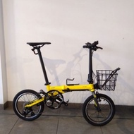 Front block bicycle basket, folding bicycle basket Bicycle with basket