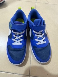 Nike 童鞋