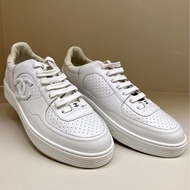 CHANEL 白色經典板鞋休閒鞋 40.5號 全新品