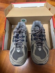 New Balance 1906RB 灰色運動鞋