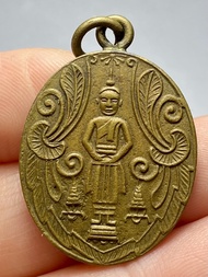 เหรียญหลวงพ่อวัดบ้านแหลม รุ่นแรกปี 2460