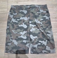 中古IZZUE 卡其迷彩短褲size L