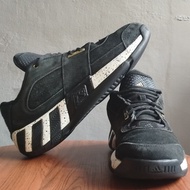 Sepatu basket adidas regulate. size 42