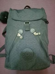 Kipling 猩猩中型後背包，機場購入，只用一次，非常新