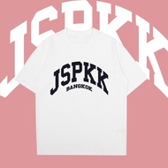 !!!NEW Fashion TSHIRT jspkk🥳แนวโน้มการออกแบบแฟชั่นความรู้สึกเสื้อยืด💙Concert fashion🔫Street Style🔫 A