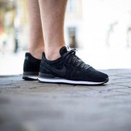 9527 NIKE INTERNATIONALIST LEATHER 黑白 黑魂 麂皮 消光黑 631755-010男女