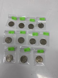 70年 香港伍亳子 $0.5 每個由$20起至$50/個品相如圖  歡迎郵寄/到旺角女人街本店選購 古錢 日本畫報 古書 古物 香港舊報紙 日本明信片 香港早期明信片 香港火柴盒 香港廣告紙 香港首日