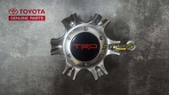 ฝาครอบล้อแม็ก/ดุมล้อ Toyota Fortuner TRD Sportivo II ( Toyota แท้ศูนย์ 100% ) ปี 2009 รุ่นมีรูน๊อต6รูที่ขอบ