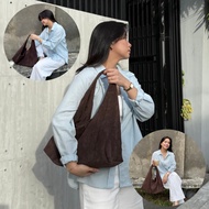 Mumi Wes Suede Hobo Shoulder Bag Hobo Bag