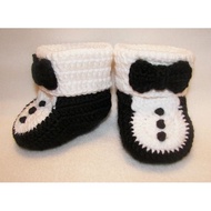 ▤ ♨ ۞ chochet boots for baby boy (toxido)